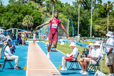 Noles Continue Outdoor Season at USF
