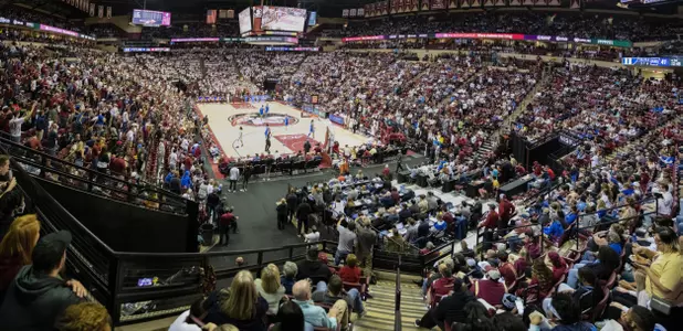 Men’s Basketball Season Tickets On Sale for 2022-23