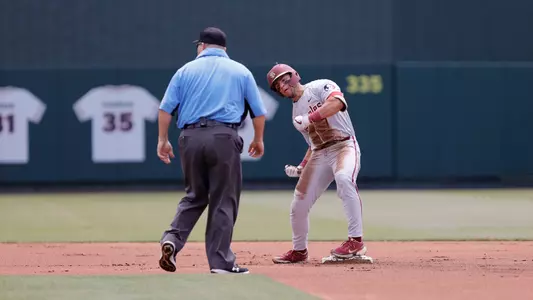 ?: Noles Beat UCLA, Move to Winner’s Bracket in Auburn Regional