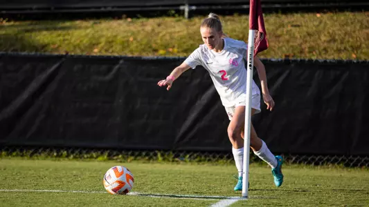 Jenna Nighswonger Named TDS and College Soccer News Player of the Week
