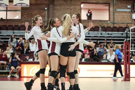 Noles Top Clemson in Four Sets