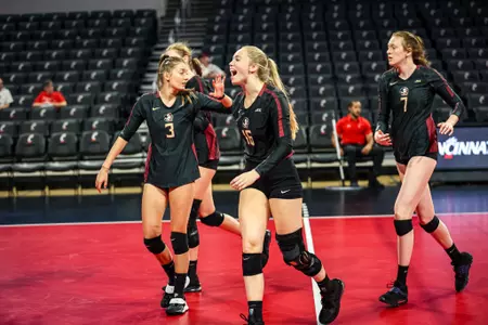 Volleyball Returns Home for Key Matches with Clemson and No. 10 Georgia Tech