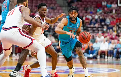 M. Basketball Falls to St. John’s, 93-79, In Orange Bowl Classic