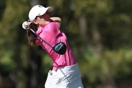 W. Golf in Third Place at Collegiate Invitational