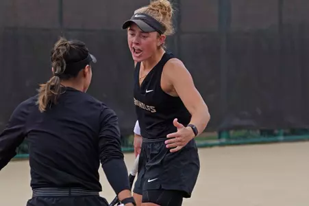FSU Falls in Nail-Biter at Syracuse