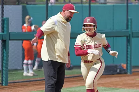 Noles Blast Three Home Runs to Secure Sweep over Syracuse
