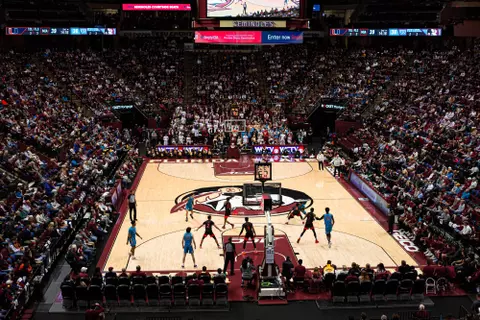 MBB Crowd