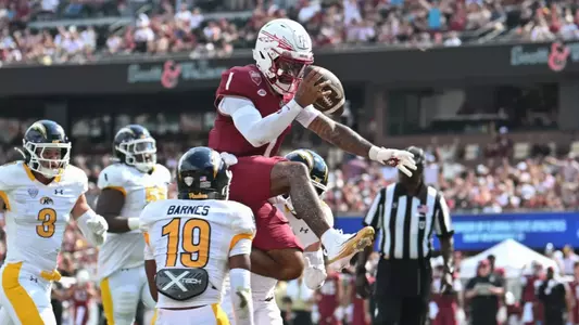 No. 7 Seminoles Beat Kent State 66-10 Image