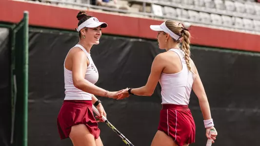 Eva Shaw and Laura Putz