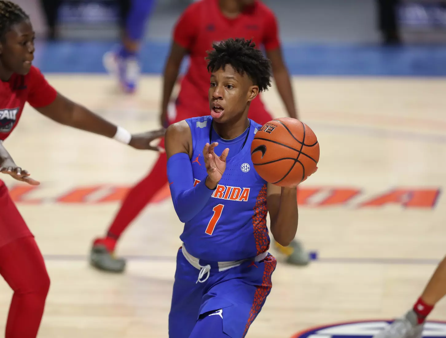 Scenes from the Gators' 88-76 against the Owls at Exactech Arena at the Stephen C. O'Connell Center