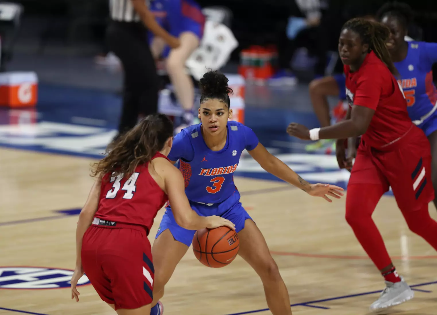 Scenes from the Gators' 88-76 against the Owls at Exactech Arena at the Stephen C. O'Connell Center