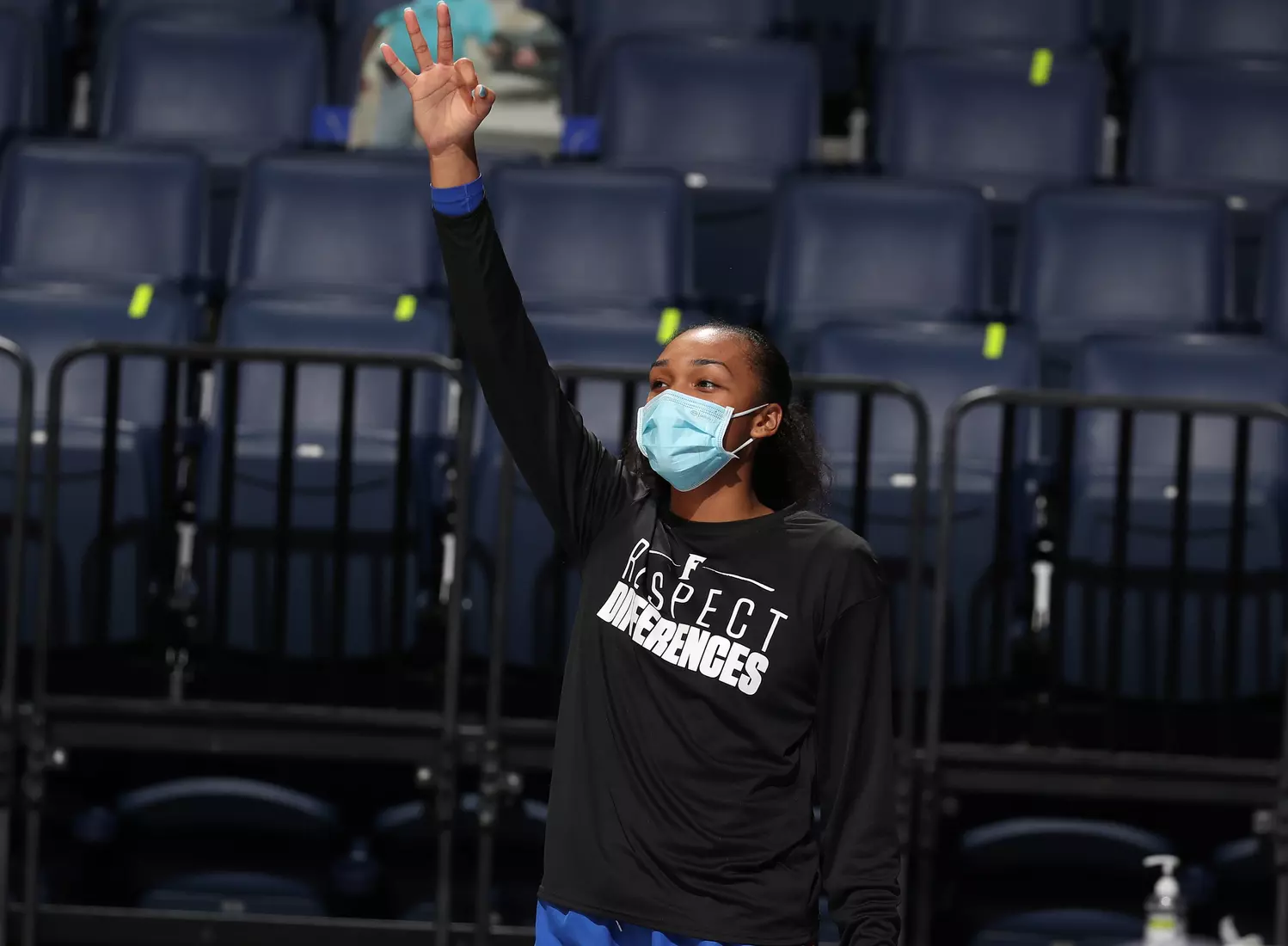 Scenes from the Gators' 88-76 against the Owls at Exactech Arena at the Stephen C. O'Connell Center