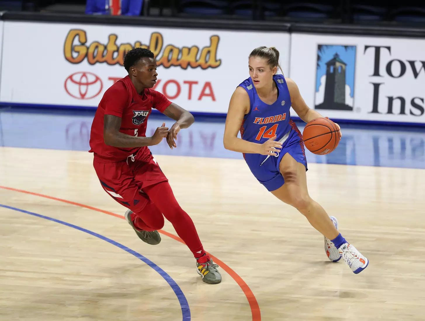 Scenes from the Gators' 88-76 against the Owls at Exactech Arena at the Stephen C. O'Connell Center