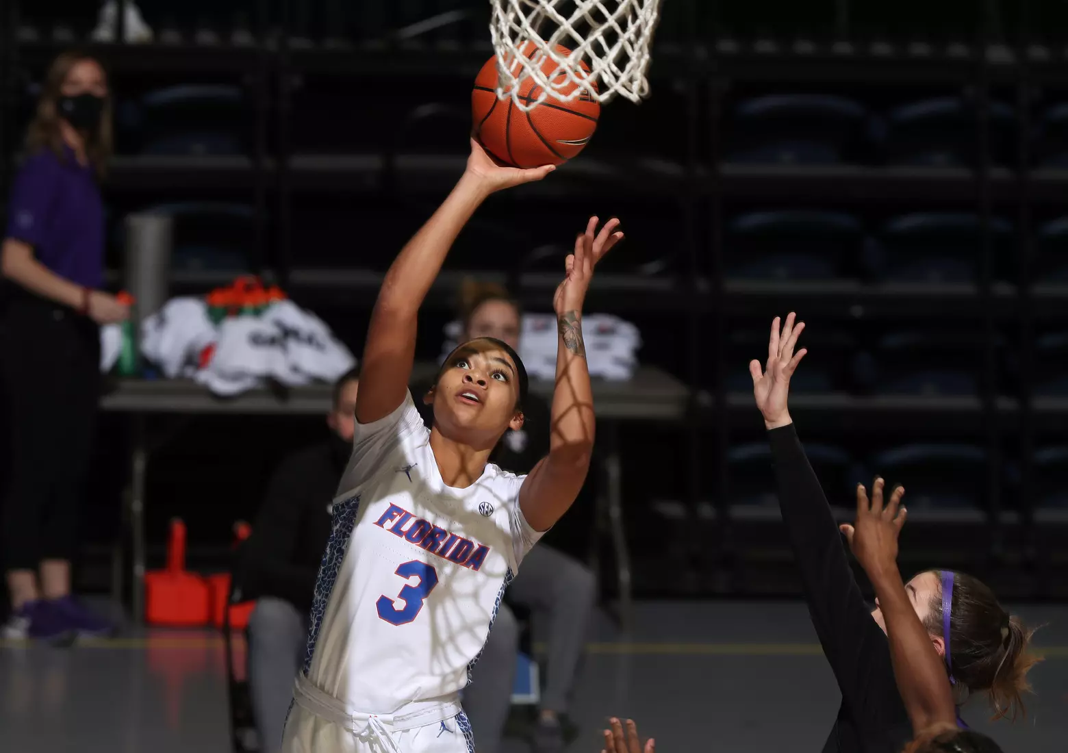 Scenes from the Gators' 84-52 win against the Texans