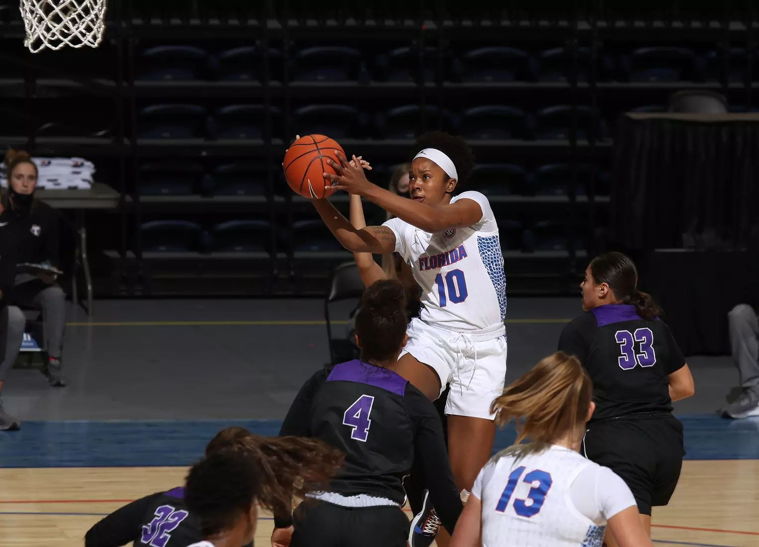 Scenes from the Gators' 84-52 win against the Texans