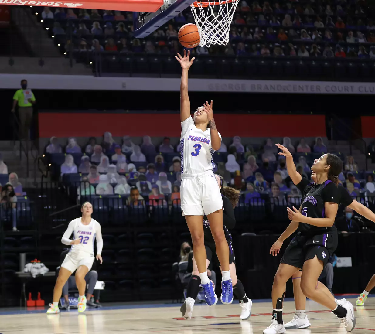 Scenes from the Gators' 84-52 win against the Texans