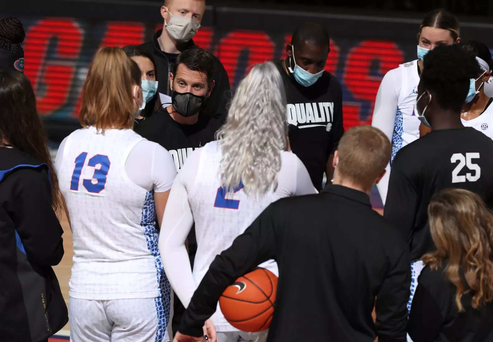 Scenes from the Gators' 84-52 win against the Texans