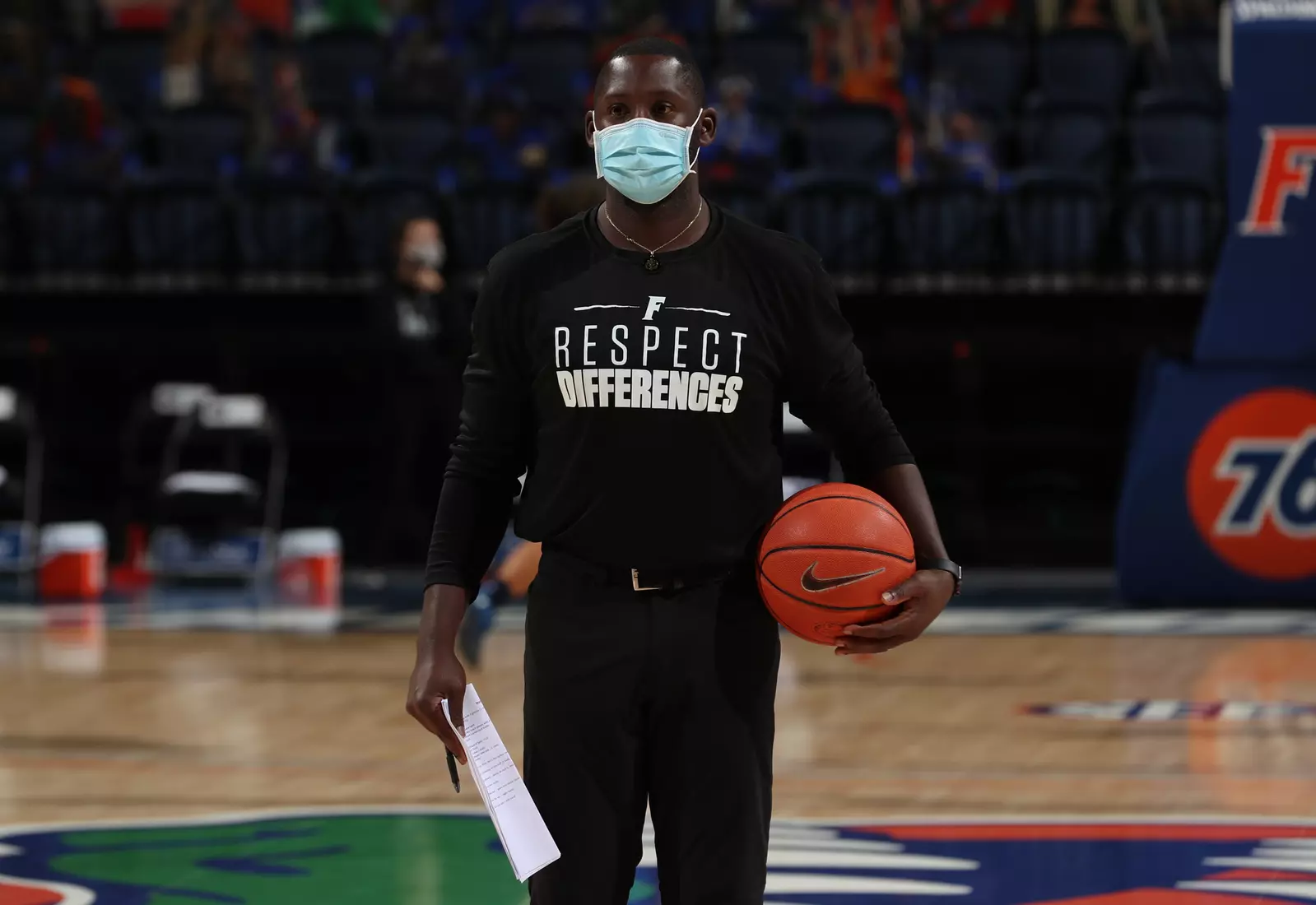 Scenes from the Gators' 89-64 win against the Ospreys