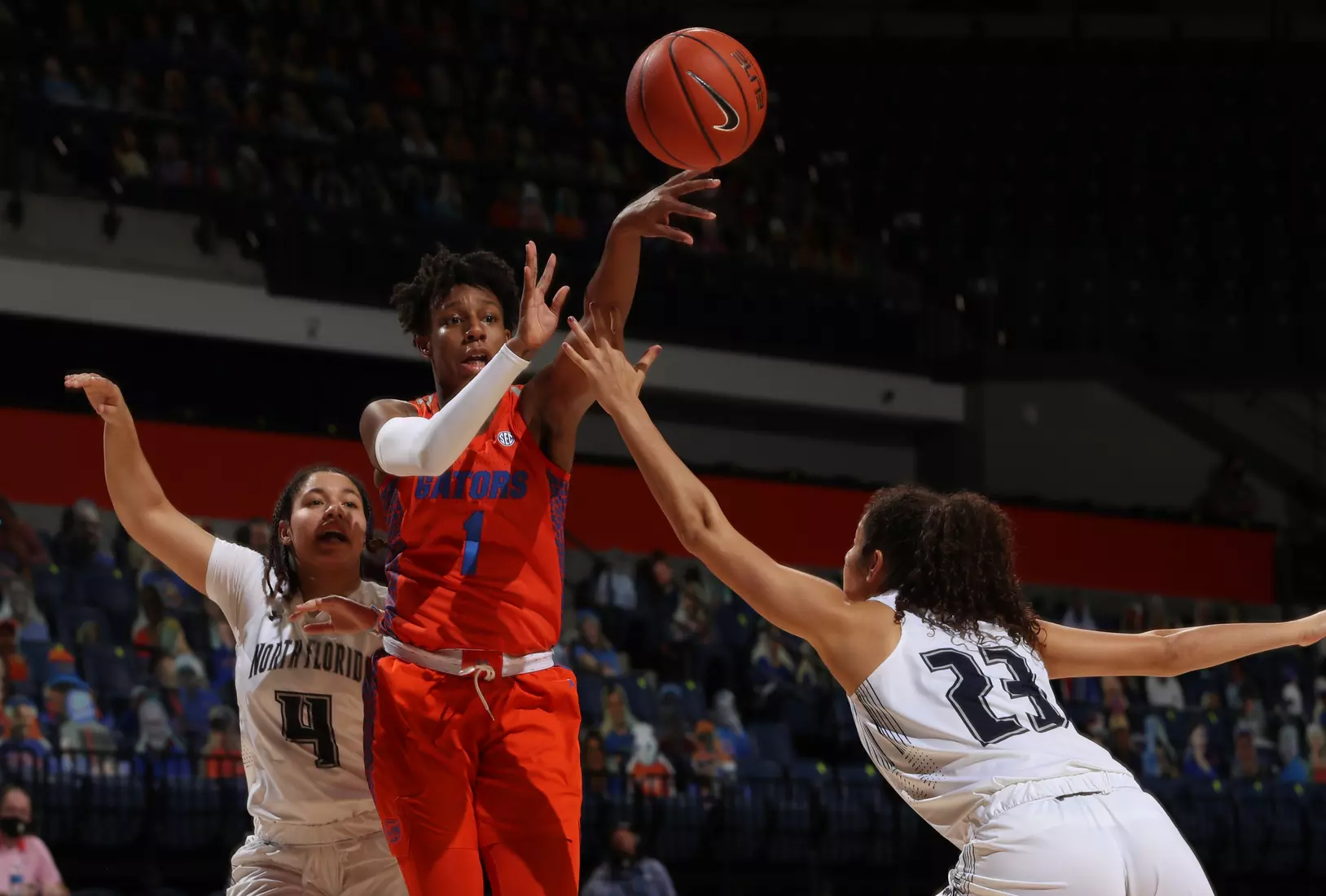 Scenes from the Gators' 89-64 win against the Ospreys