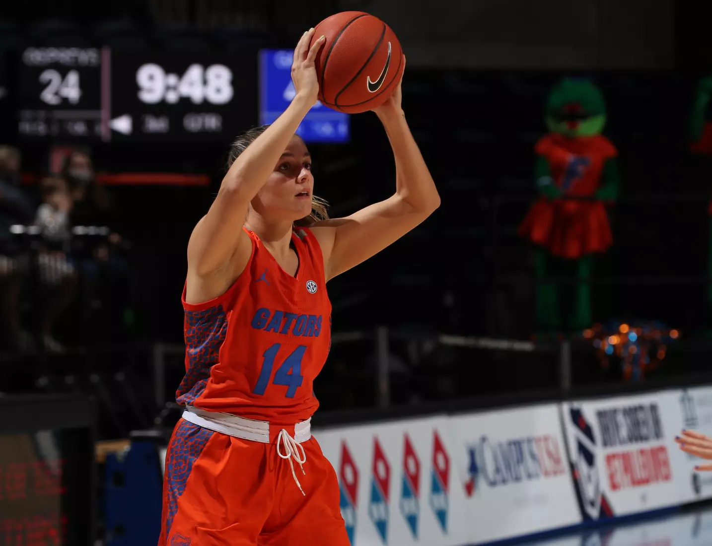 Scenes from the Gators' 89-64 win against the Ospreys