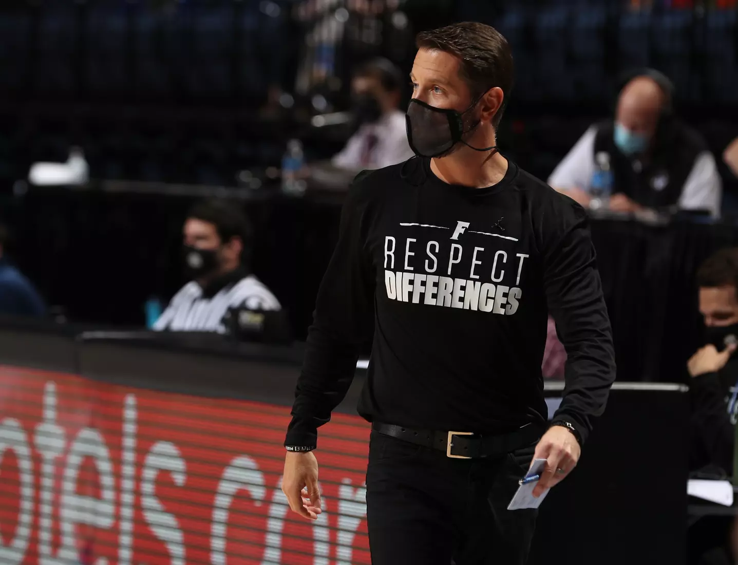 Scenes from the Gators' 89-64 win against the Ospreys