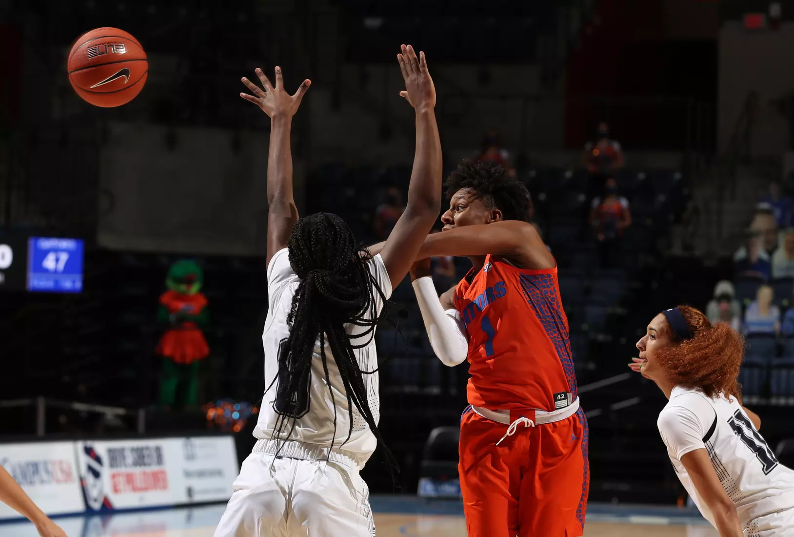 Scenes from the Gators' 89-64 win against the Ospreys