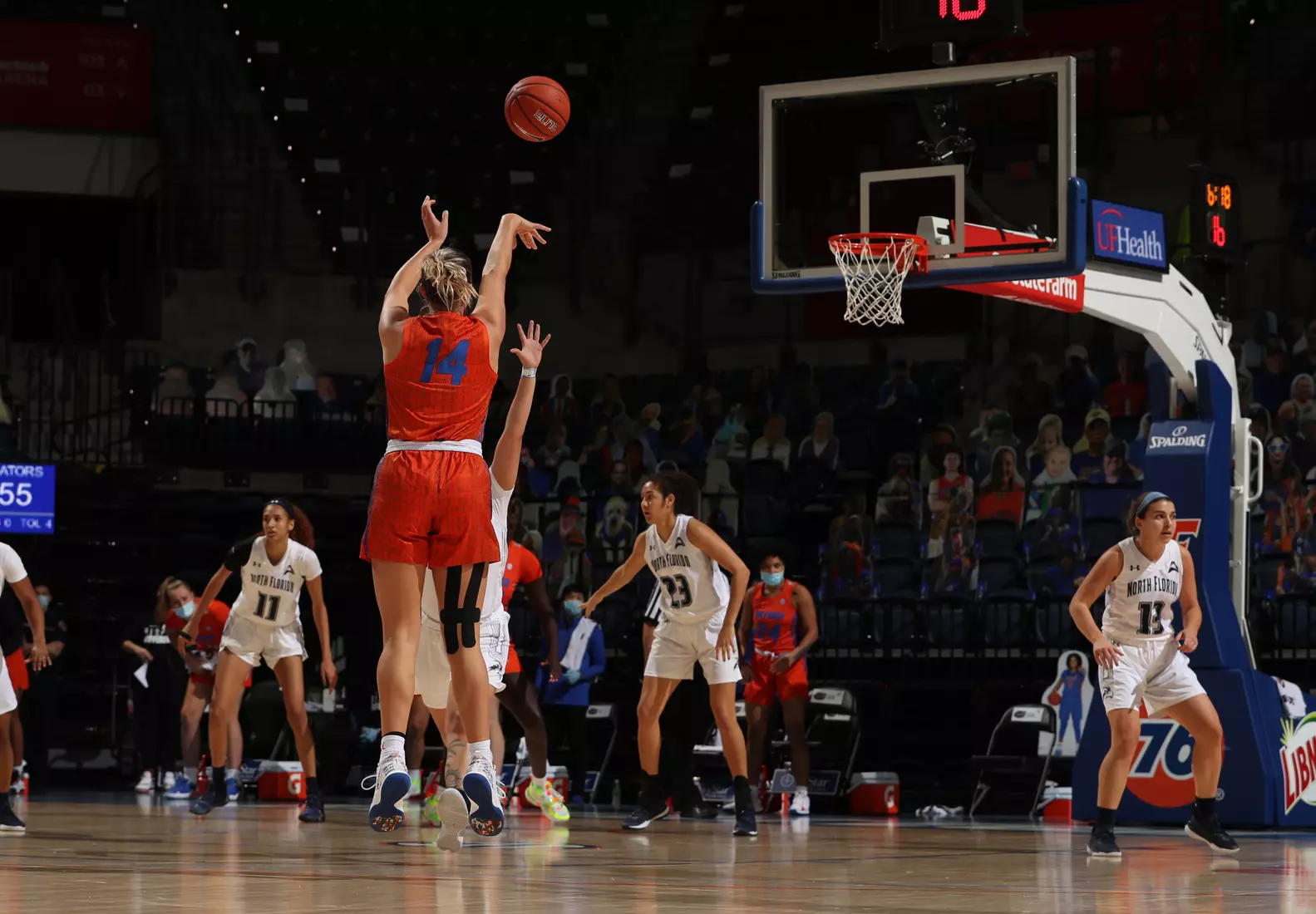 Scenes from the Gators' 89-64 win against the Ospreys