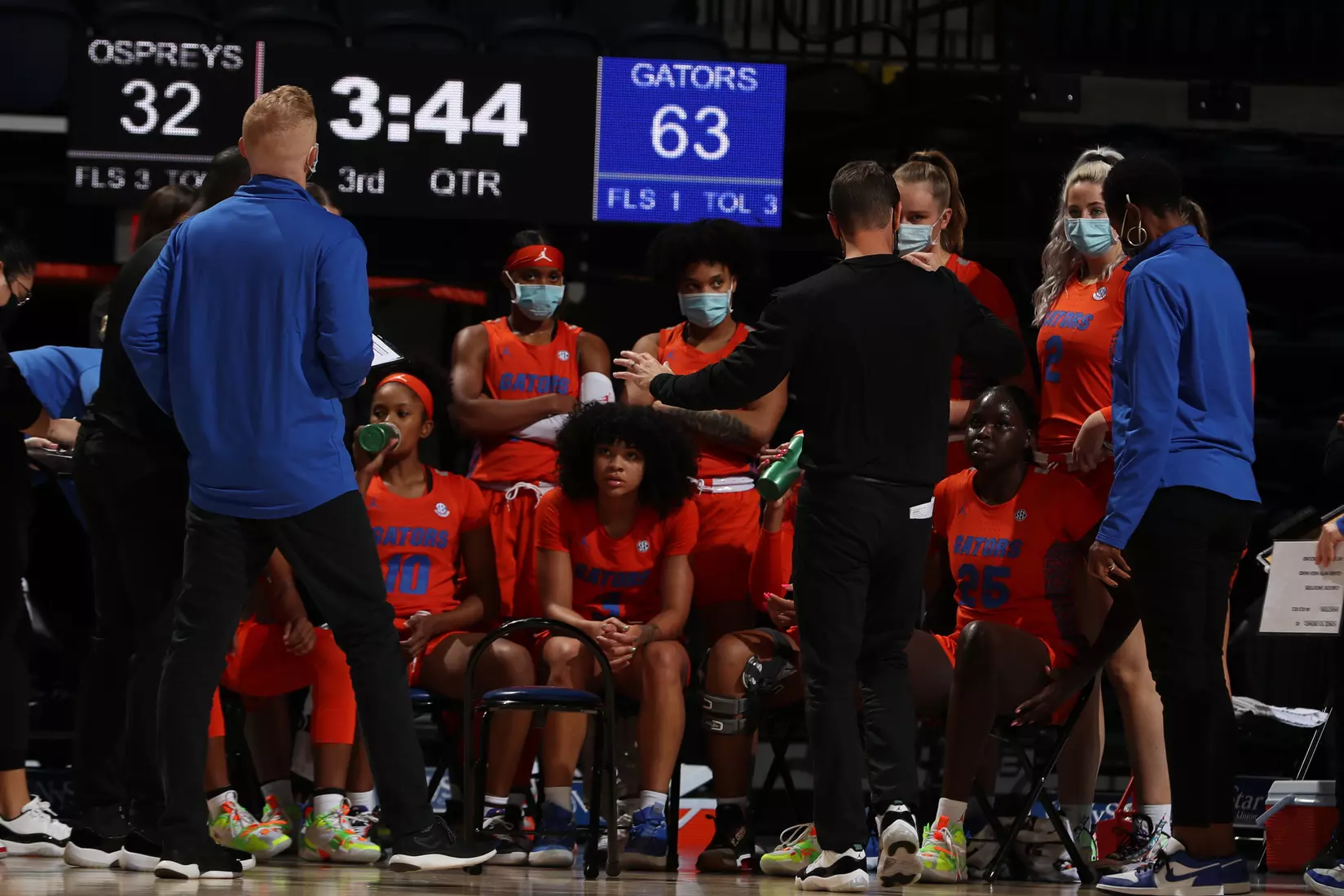 Scenes from the Gators' 89-64 win against the Ospreys