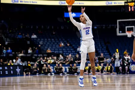 Florida 53, Vanderbilt 52