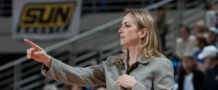 Women's Basketball Announces Extensive Television Schedule for 2010-11