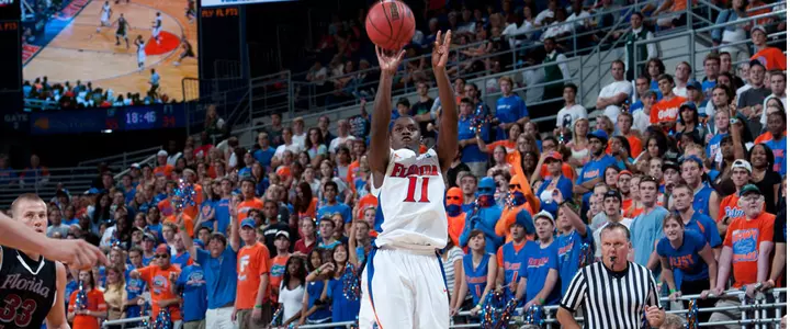 Florida Snaps Xavier's 30-Game Home Winning Streak with 71-67 Victory