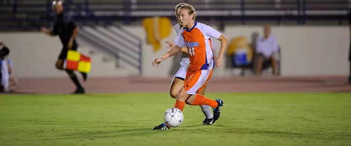 Florida's Taylor Travis Named to CollegeSoccer360.com Primetime Performers List