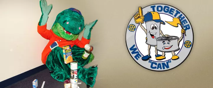 Gators Participate in 2010 SEC Together We CAN Food Drive