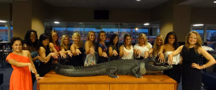 Gator Gymnasts Receive 2010 SEC Championship Rings