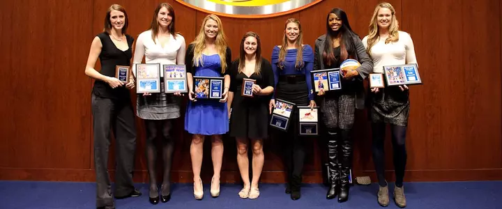 Florida Volleyball Holds 2010 Team Banquet