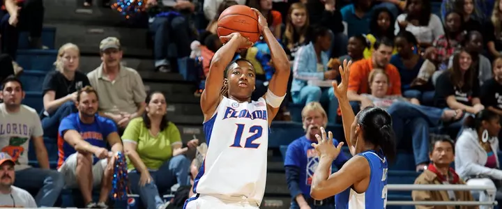 Florida Drops Last-Second Thriller to No. 19 Kentucky, 59-58