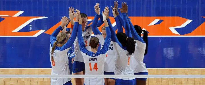 No. 24 Kentucky Tops No. 13 Gator Volleyball in Five