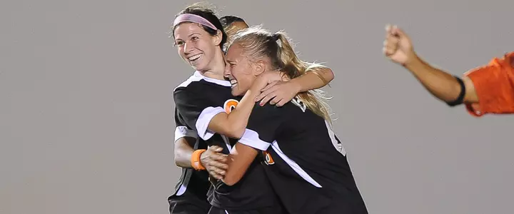 No. 11 Gator Soccer Defeats No. 22 Auburn 3-2 OT