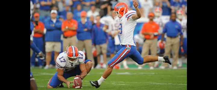 Vote for Kicker Caleb Sturgis for the 2011 Lou Groza Award