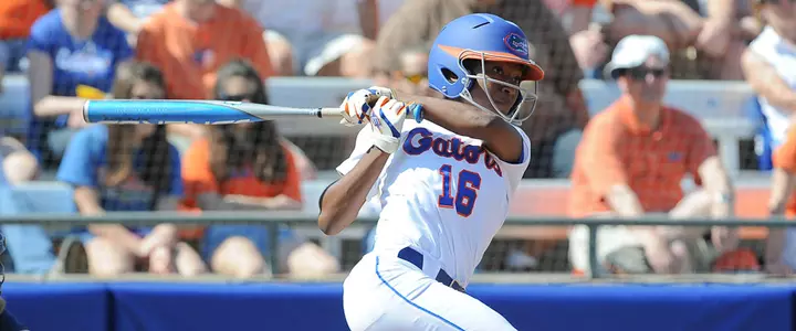 Four Home Runs Lead No. 5 Gator Softball to Pair of Shutouts Saturday