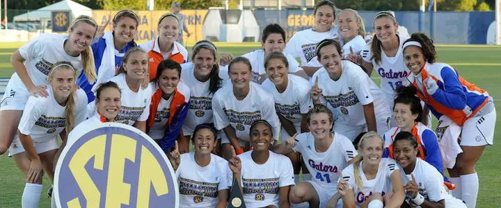 Florida Soccer Sets Program Record with 19 on SEC Academic Honor Roll