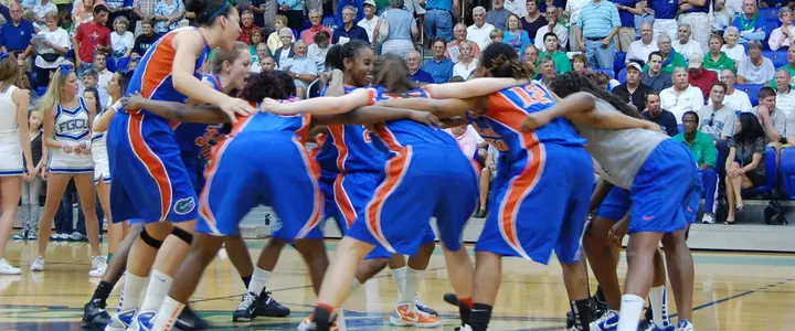 VIDEO: Inside the Huddle