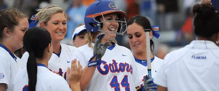 No. 10 Gator Softball Defeats Arkansas, 4-0, in Series Opener Friday