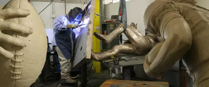 Tallahassee Artist Immortalizes Gator Heisman Trio