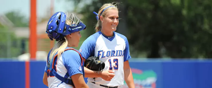 No. 3 Florida Softball Tops No. 14 UCLA, 4-2, to Advance in Gainesville Regional