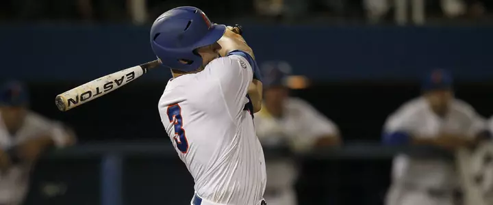 No. 4 Florida Blanks Bethune-Cookman, 11-0