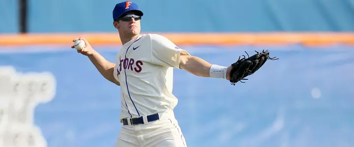 No. 4 Florida Takes Finale At No. 18 Arkansas, 5-3