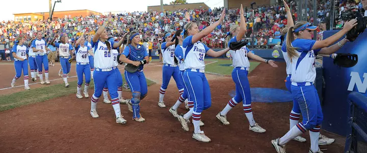 Florida Softball Uses 5-2 Victory Over California to Advance to Sunday WCWS Showdown with Alabama