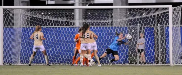 No. 9 Gator Soccer Wins 2-0 at Florida International
