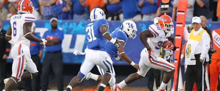 Gator Football Climbs To No. 12 In Weekly Polls